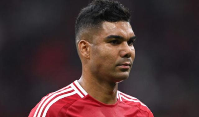 直播APP-曼联主场3球惨败利物浦 失误送两球 卡塞米罗挨批