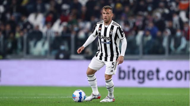 arthur-juventus-21-22-1634798379-73296.jpg