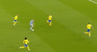 赛程表-【英超】马赫雷斯传射 福登破门 曼城3比0重回榜首